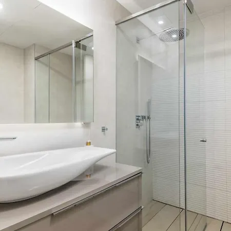 Daire Lujoso Y Amplio Apartamento Con Frente Al Mar *
