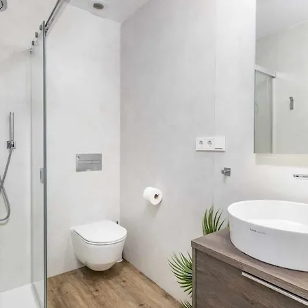 Daire Lujoso Y Amplio Apartamento Con Frente Al Mar *